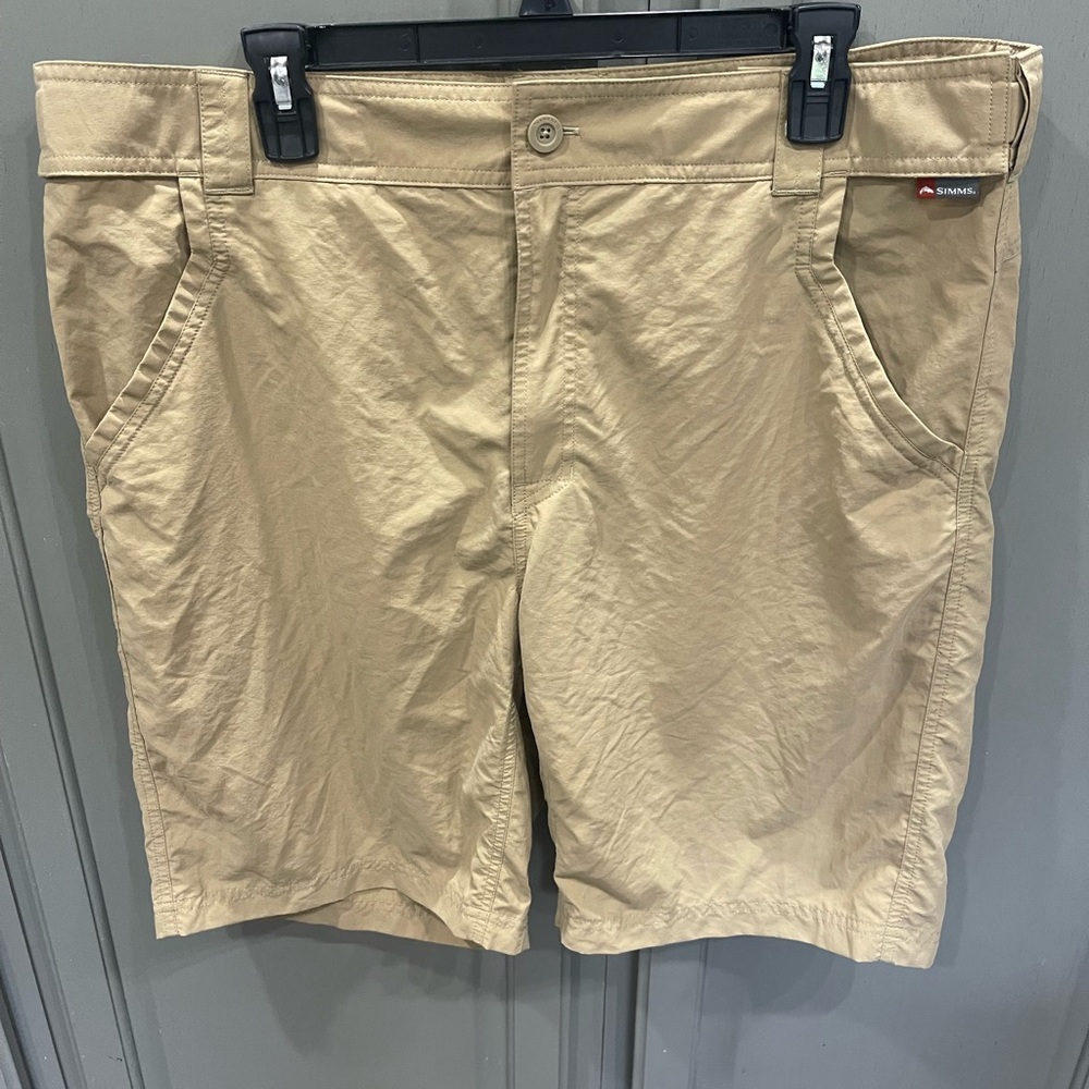 Simms men’s shorts xl
